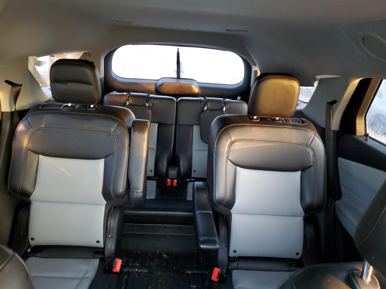 2022 FORD EXPLORER XLT VIN:1FMSK8DH4NGB09265