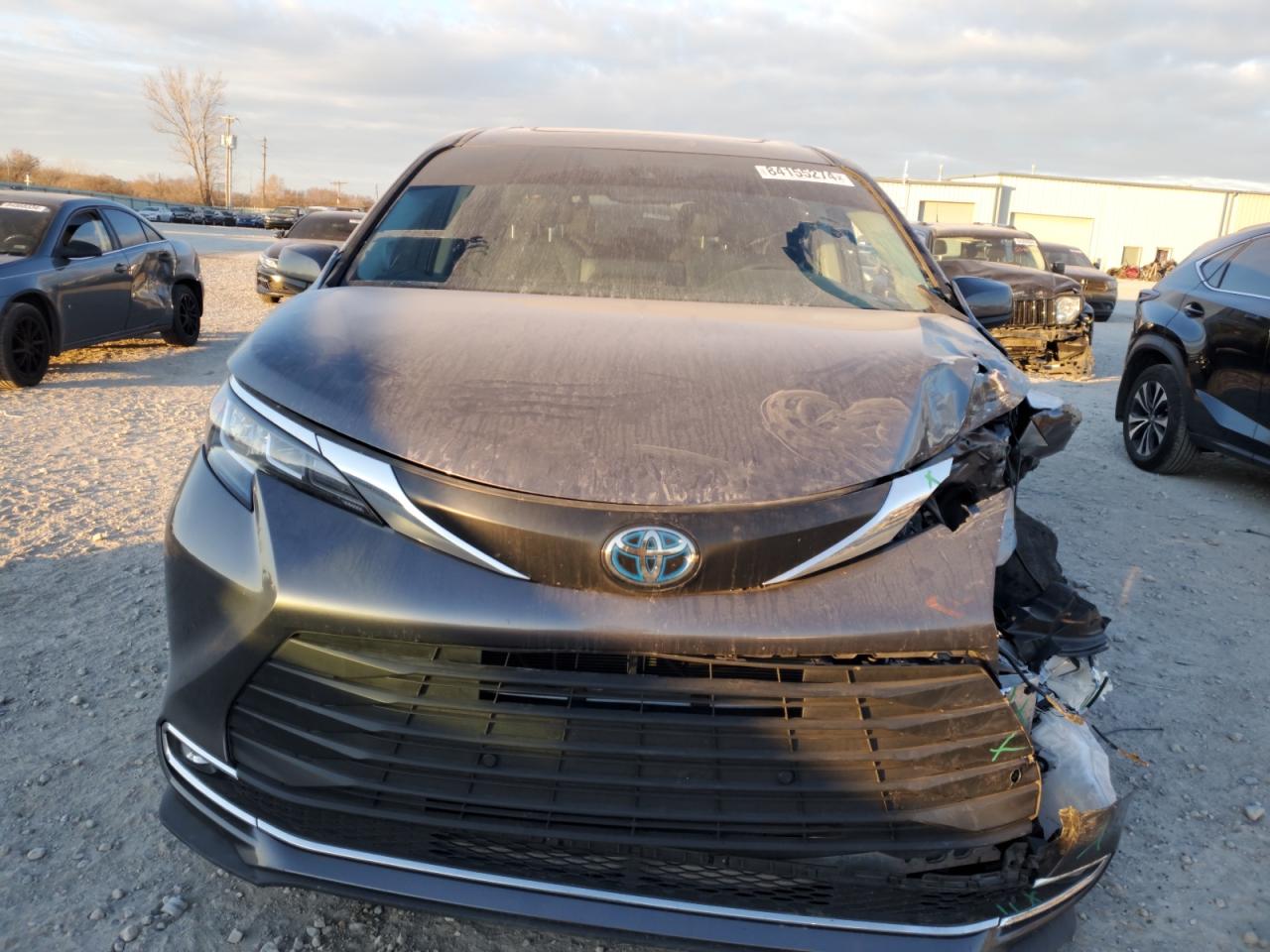 2023 TOYOTA SIENNA XLE VIN:5TDJRKEC2PS162566