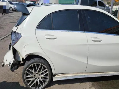 2017 Mercedes-Benz A 45 AMG WDDBF5CB6JJ701886 VIN:WDDBF5CB6JJ701886