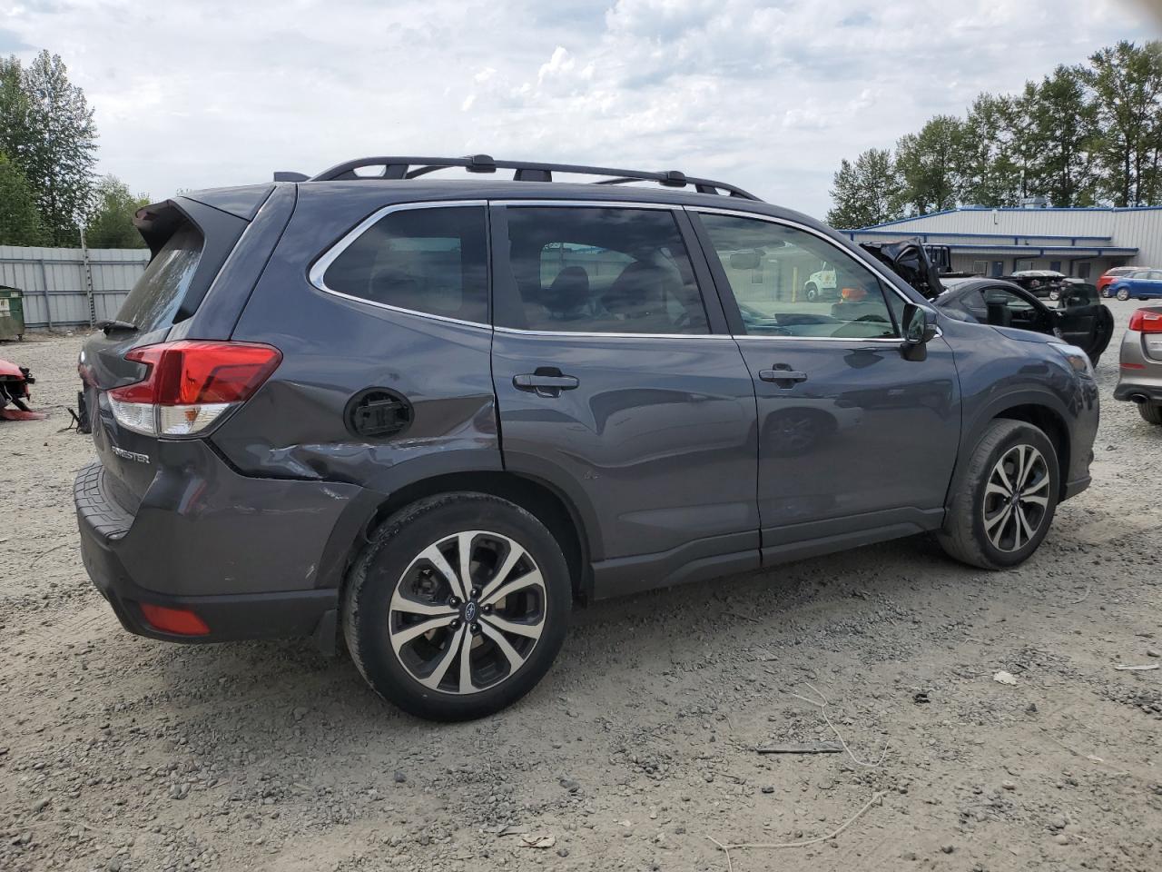 2022 SUBARU FORESTER LIMITED VIN:JF2SKAPC3NH496849