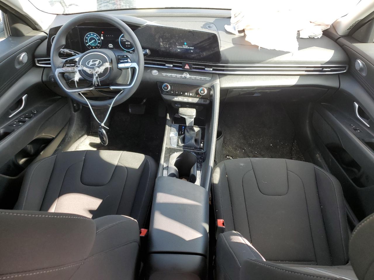 2024 HYUNDAI ELANTRA BLUE VIN:KMHLM4DJ8RU113692