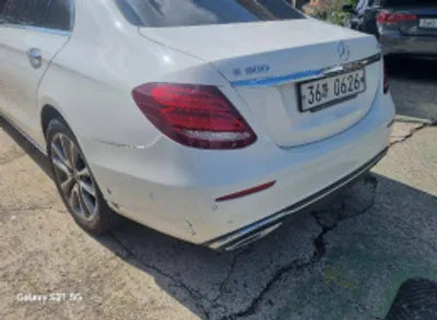 2019 Mercedes-Benz E 300 WDDZF4KB7KA671695 VIN:WDDZF4KB7KA671695