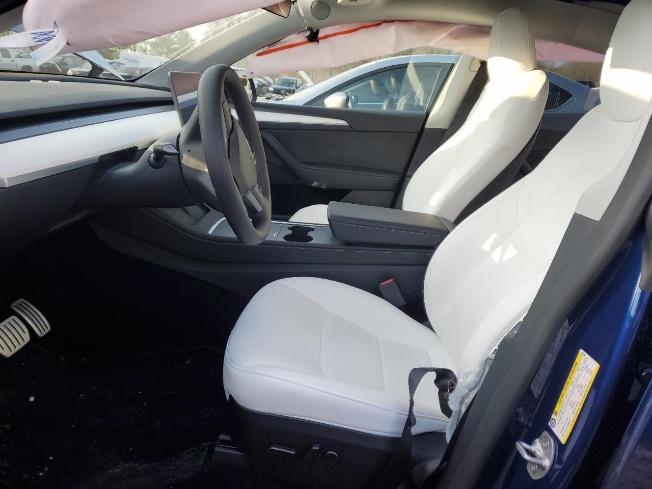 2024 TESLA MODEL Y  VIN:7SAYGDEF4RF026492