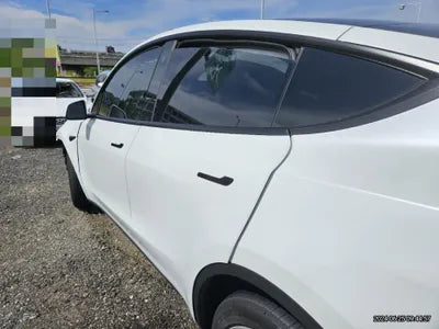 2022 Tesla Model Y VIN: