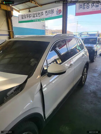 2020 Volkswagen Tiguan WVGZZZ5NZLW379301 VIN:WVGZZZ5NZLW379301