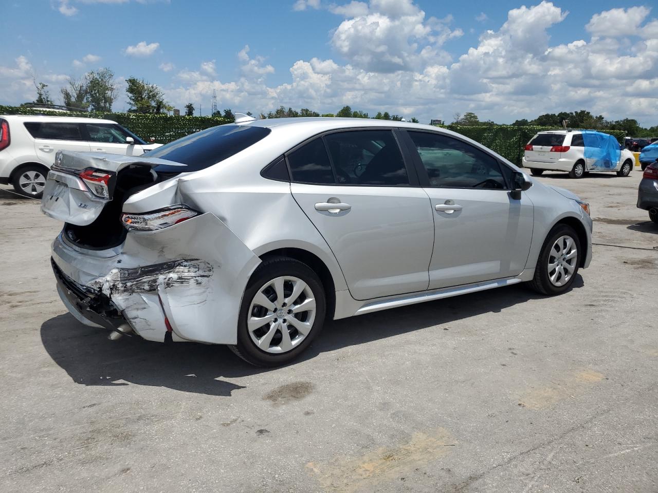 2022 TOYOTA COROLLA LE VIN:5YFEPMAE1NP390266