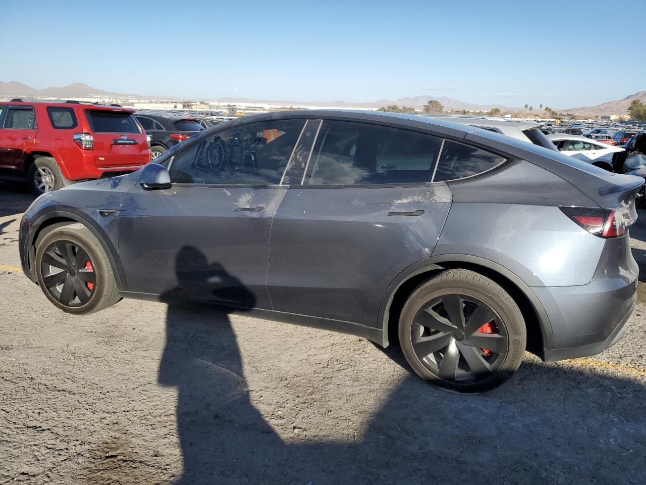 2023 TESLA MODEL Y  VIN:7SAYGDEEXPA089615
