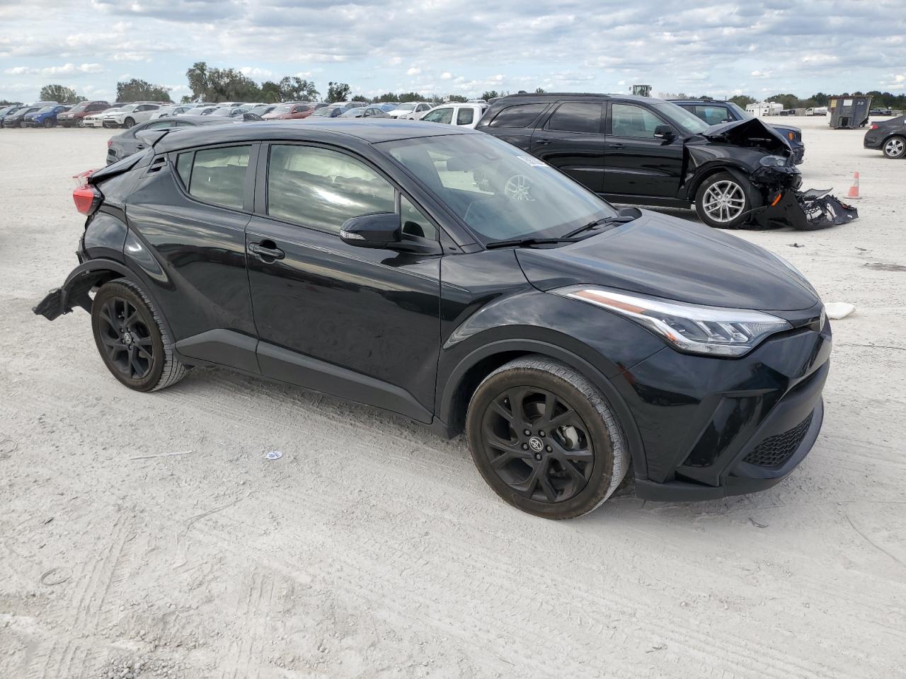 2022 TOYOTA C-HR XLE VIN:JTNKHMBX5N1135524