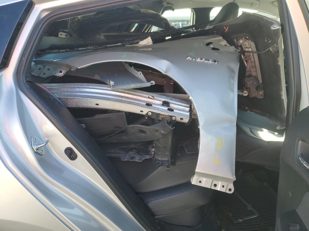 2022 TOYOTA PRIUS LE VIN:JTDL9MFU8N3031975