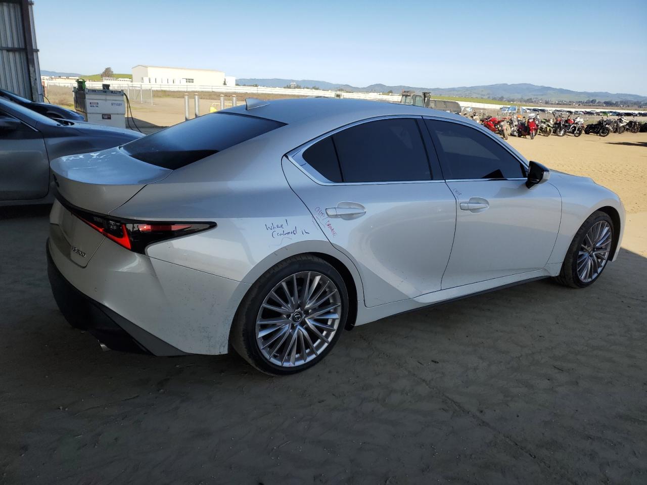 2023 LEXUS IS 300 VIN:JTHDA1D29P5126031