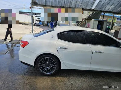 2015 Maserati Ghibli VIN: