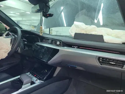 2022 Audi e-tron VIN: