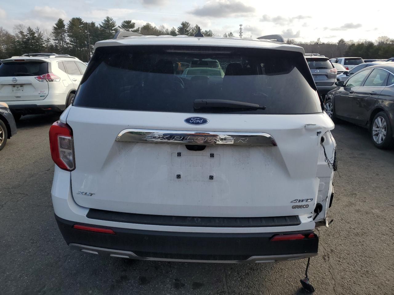 2022 FORD EXPLORER XLT VIN:1FMSK8DH1NGA39210
