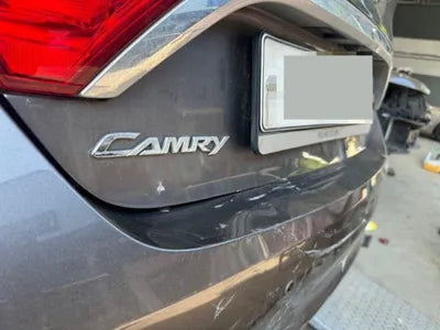 2017 Toyota Camry VIN: