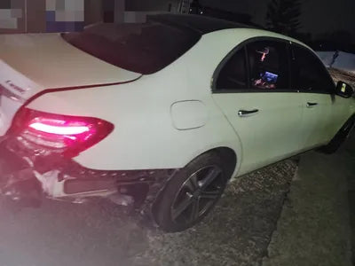 2016 Mercedes-Benz E 300 VIN: