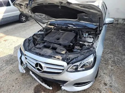 2014 Mercedes-Benz E 220 VIN: