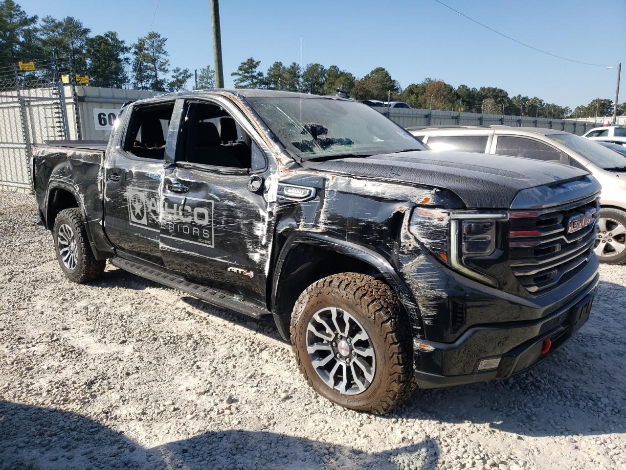 2022 GMC SIERRA K1500 AT4 VIN:3GTUUEET4NG627048
