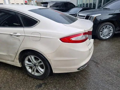 2015 Ford Mondeo VIN: