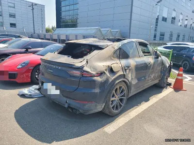 2020 Porsche Cayenne VIN: