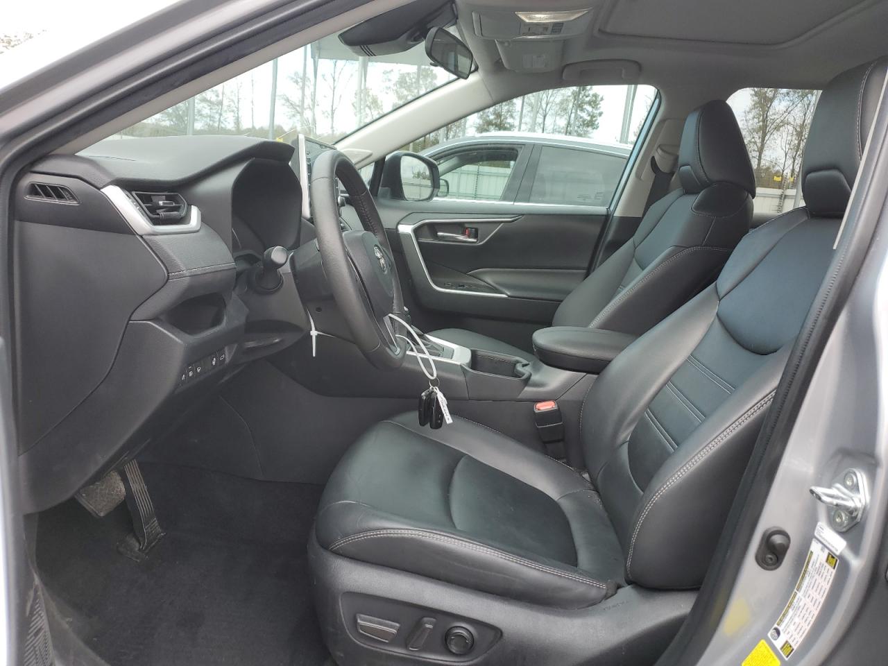 2022 TOYOTA RAV4 XLE PREMIUM VIN:2T3C1RFVXNC182330