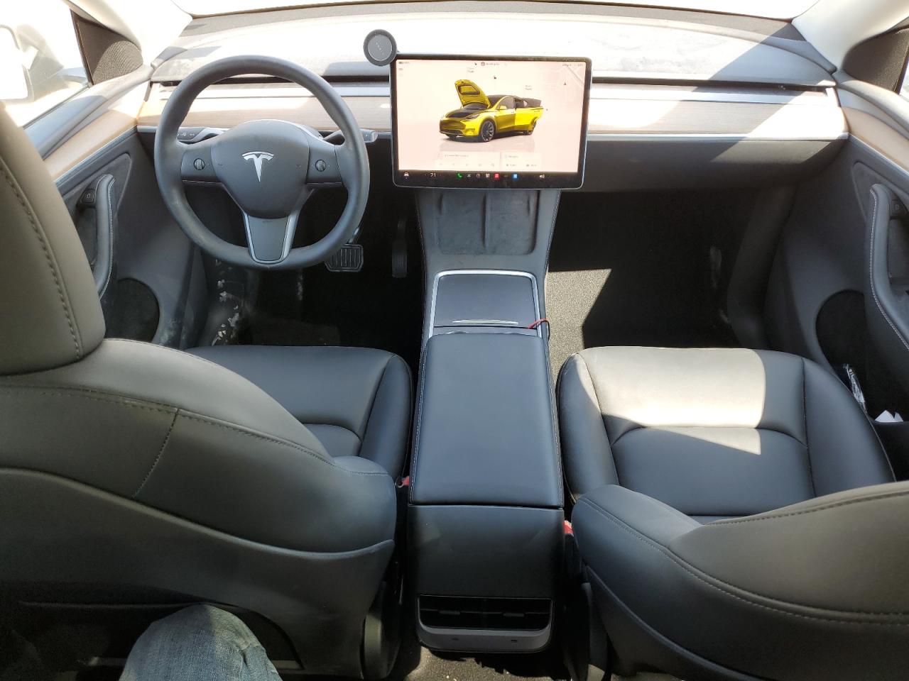 2023 TESLA MODEL Y  VIN:7SAYGDEE2PA118556