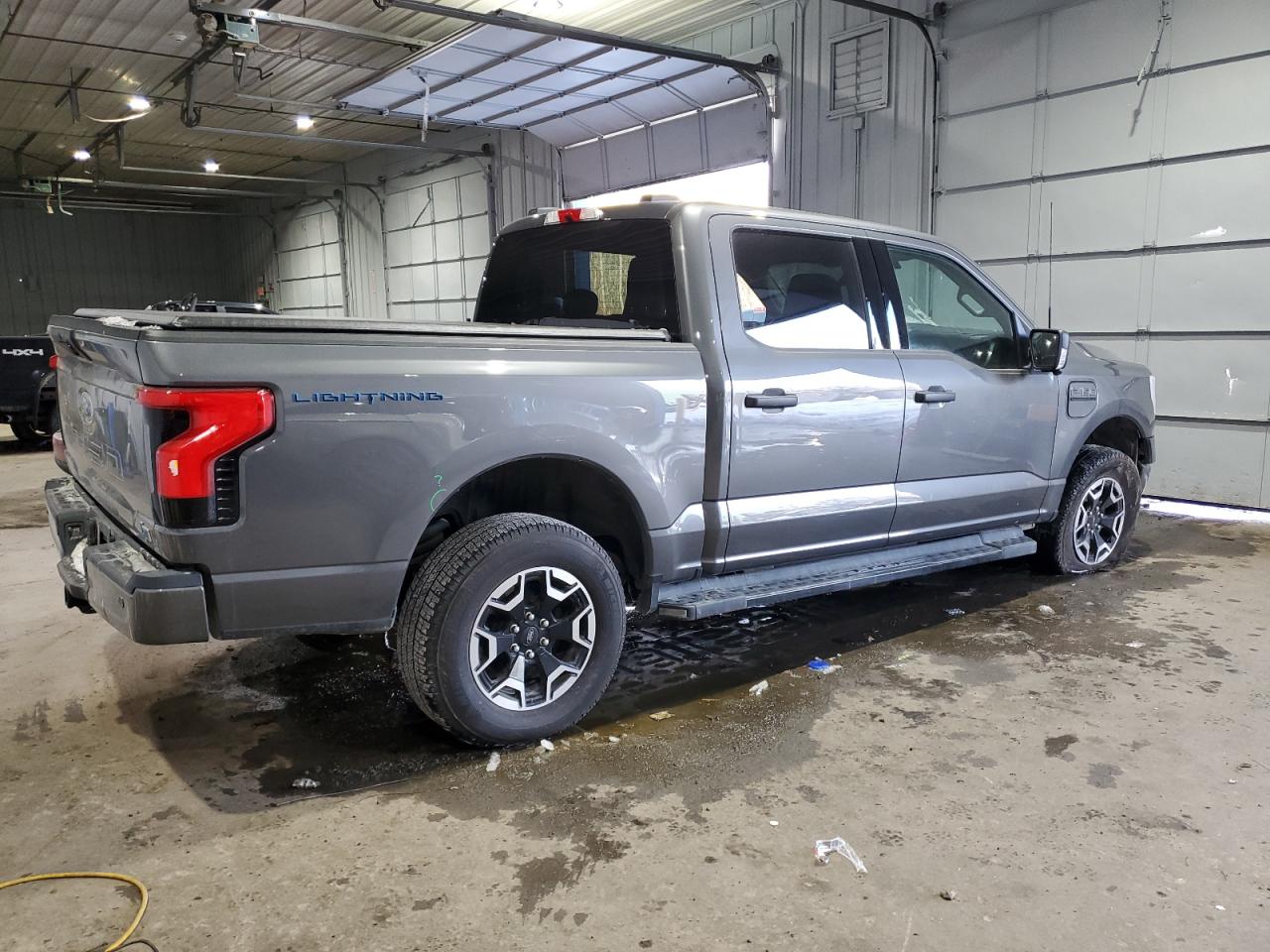 2023 FORD F150 LIGHTNING PRO VIN:1FTVW1EL8PWG10894