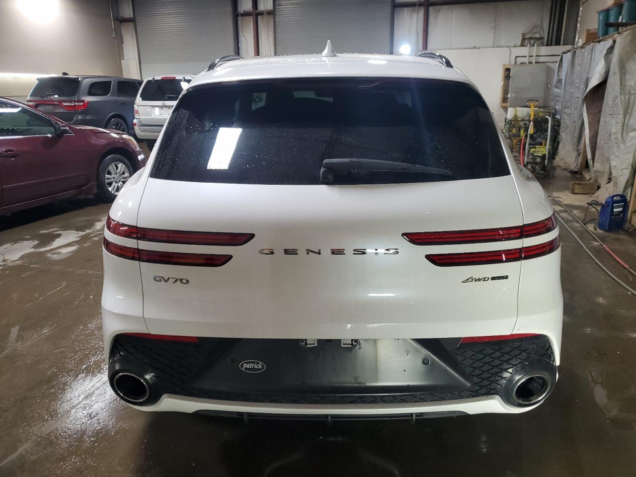 2023 GENESIS GV70 BASE VIN:KMUMCDTC7PU085781