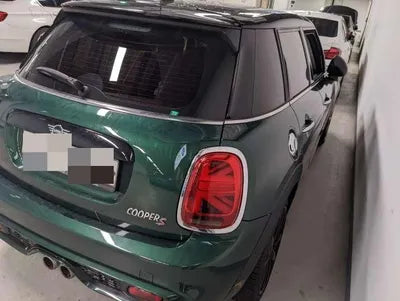 2018 MINI Cooper VIN: