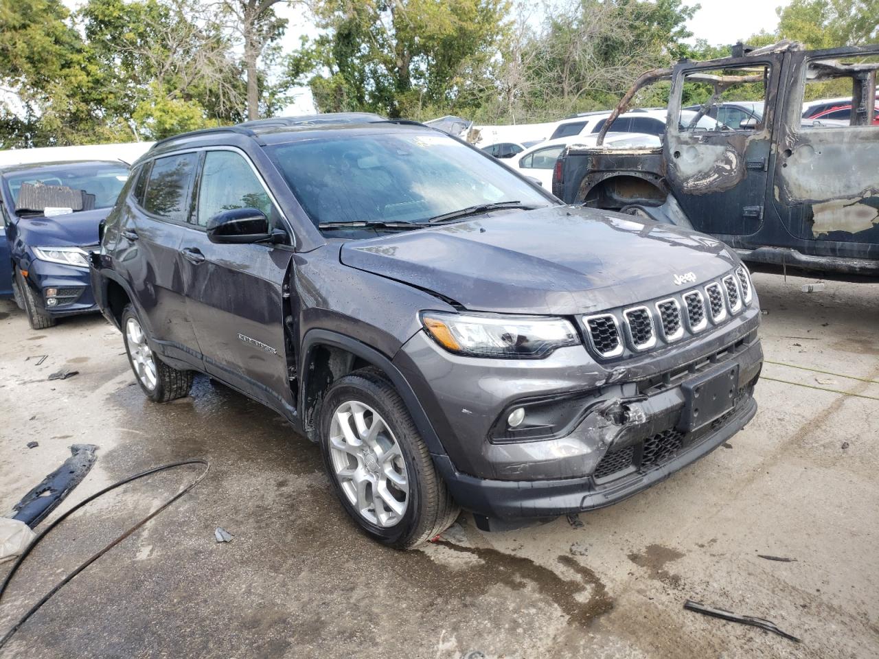 2024 JEEP COMPASS LATITUDE LUX VIN:3C4NJDFN5RT127050