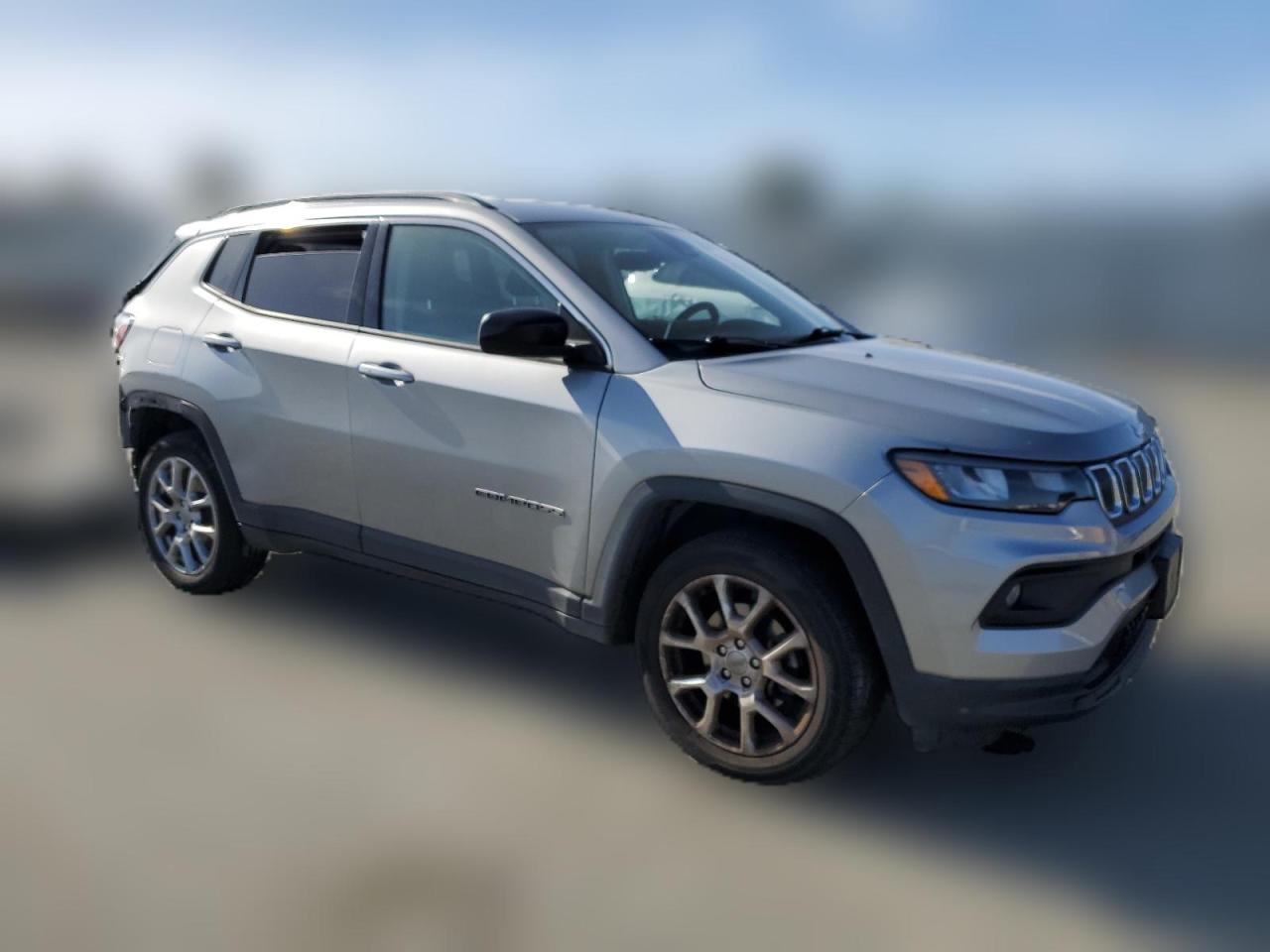 2022 JEEP COMPASS LATITUDE LUX VIN:3C4NJDFB5NT184767