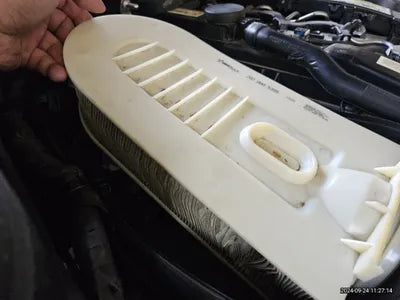 2015 Mercedes-Benz E 220 VIN: