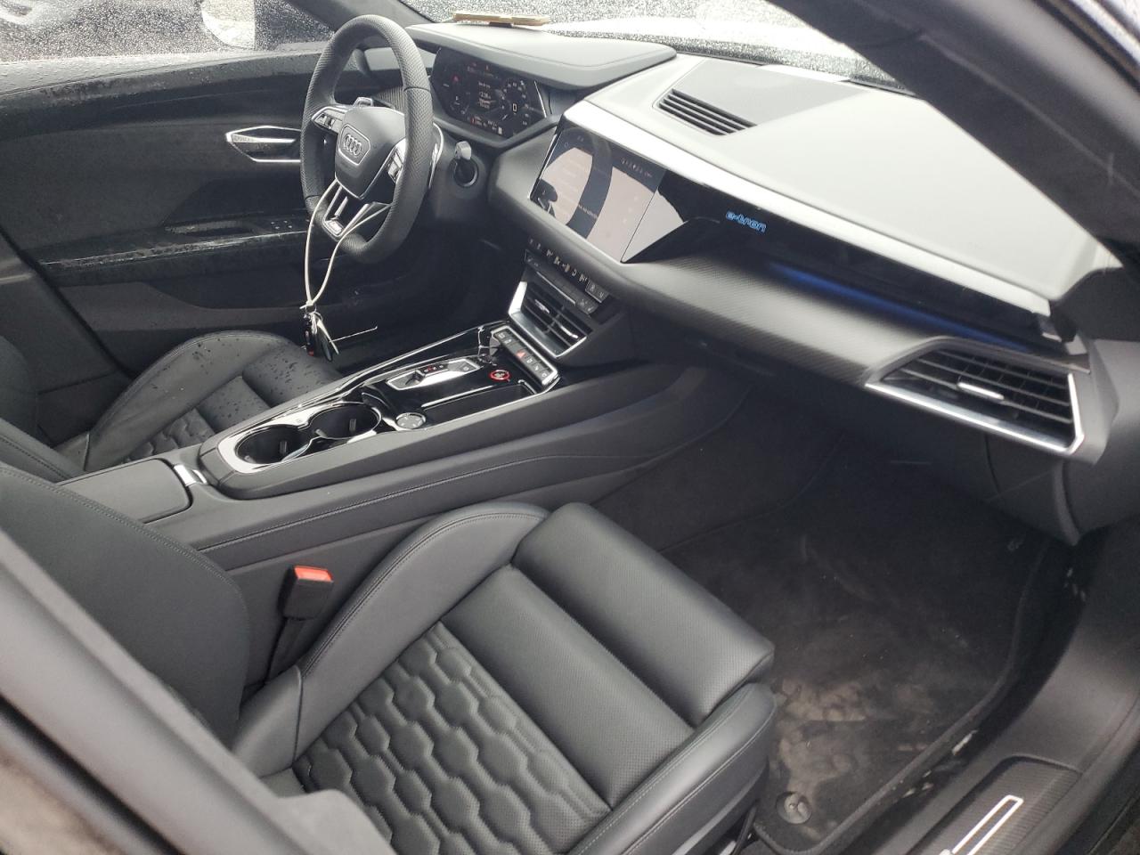 2024 AUDI RS E-TRON GT  VIN:WAUBHBFWXR7901726