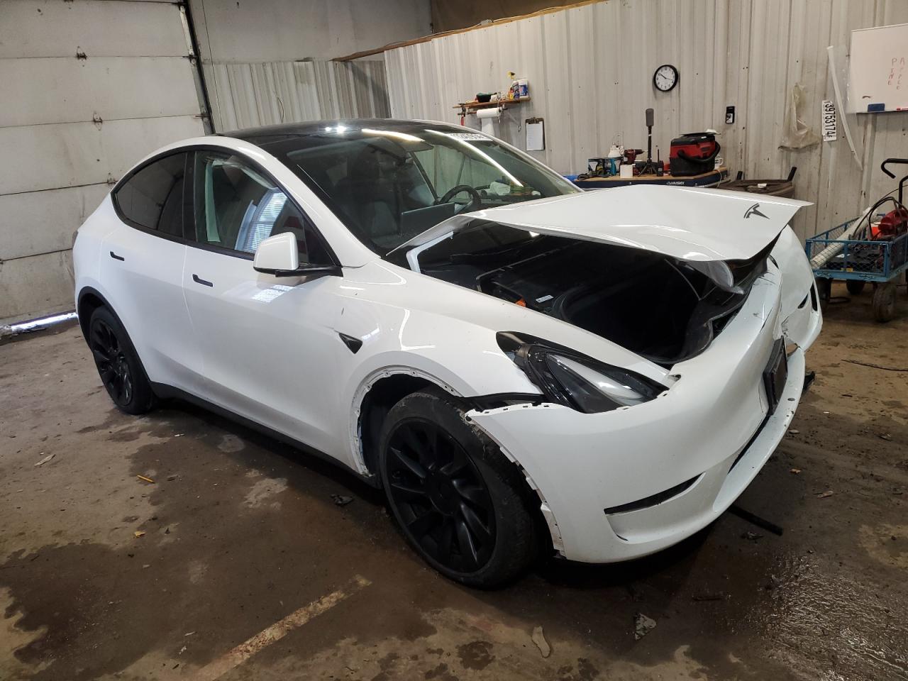 2023 TESLA MODEL Y  VIN:7SAYGDEE4PF676539