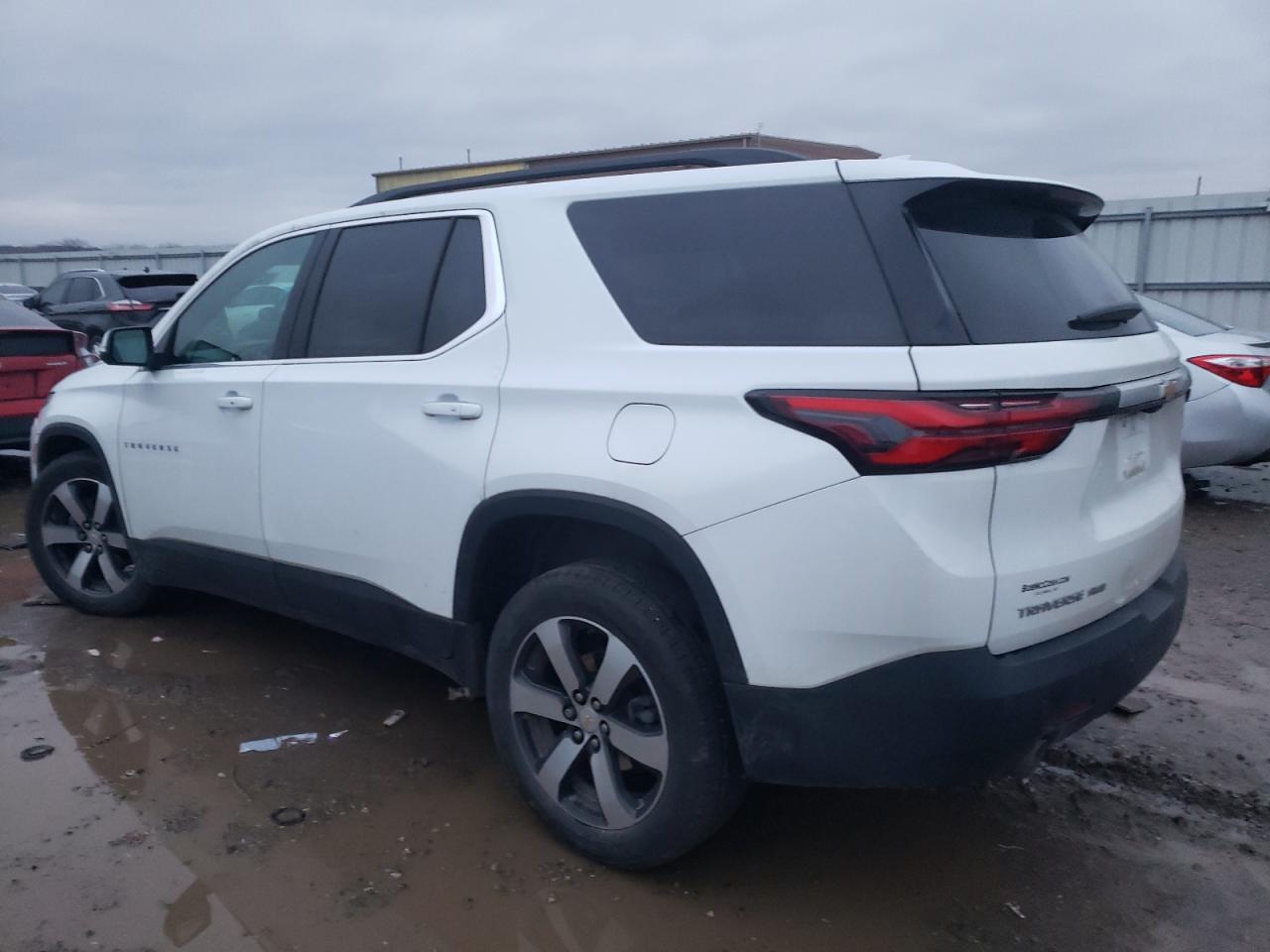 2022 CHEVROLET TRAVERSE LT VIN:1GNEVHKW1NJ140333