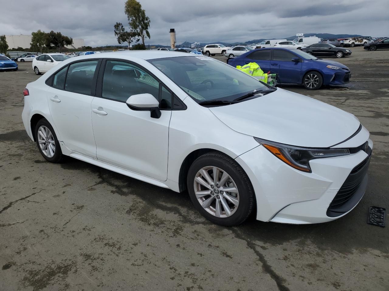 2024 TOYOTA COROLLA LE VIN:5YFB4MDE5RP117375
