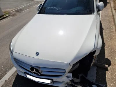 2017 Mercedes-Benz C 200 WDDWF3HB6HR301370 VIN:WDDWF3HB6HR301370