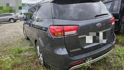 2016 Kia Carnival VIN: