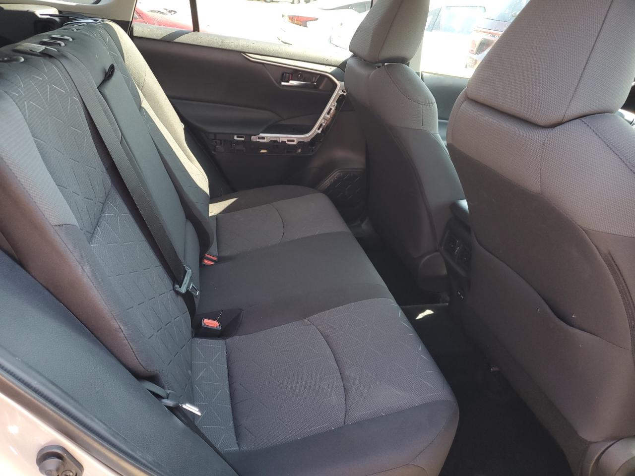 2022 TOYOTA RAV4 XLE VIN:2T3P1RFV9NC278404