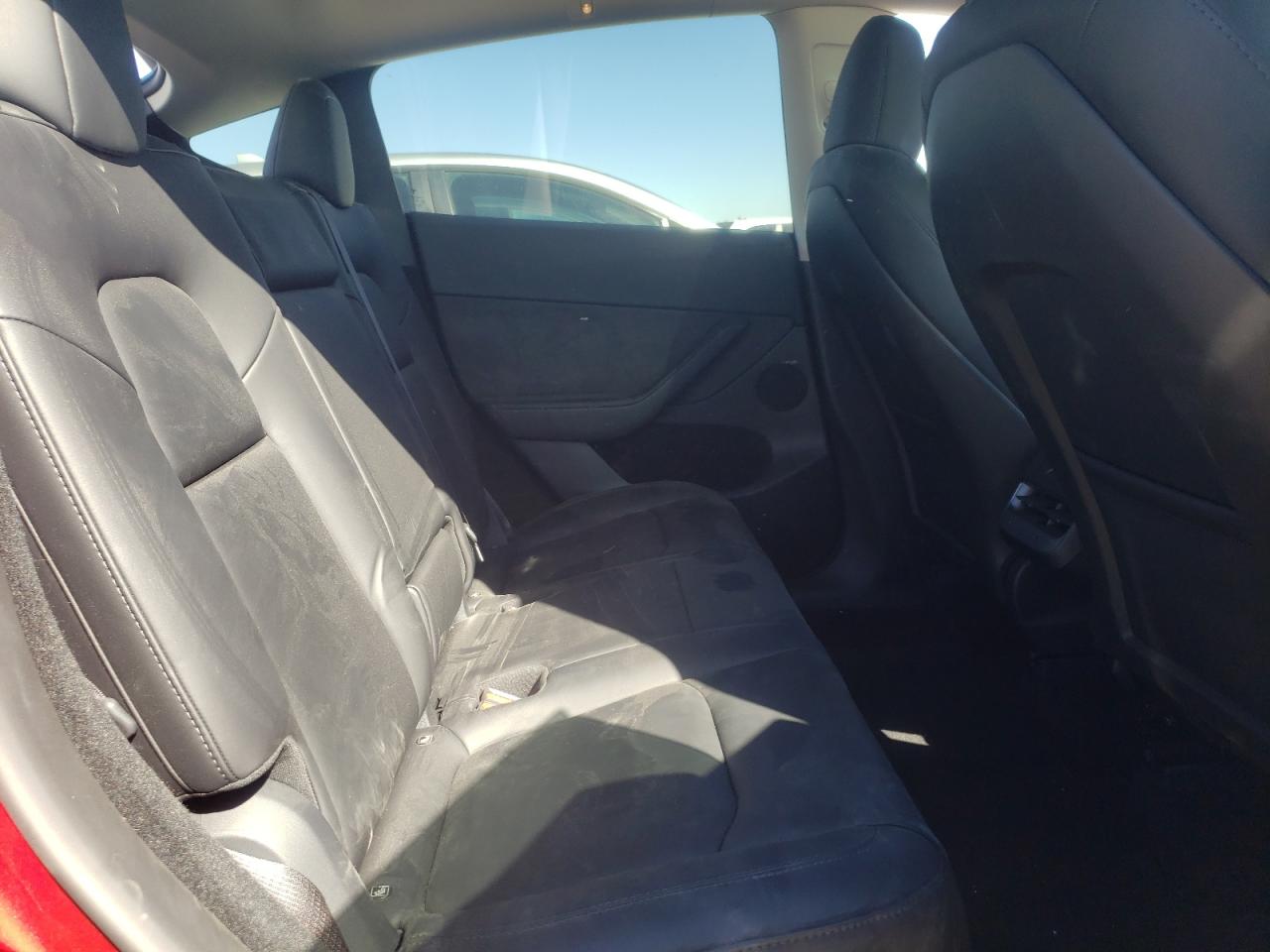 2024 TESLA MODEL Y  VIN:7SAYGDEE2RF041595
