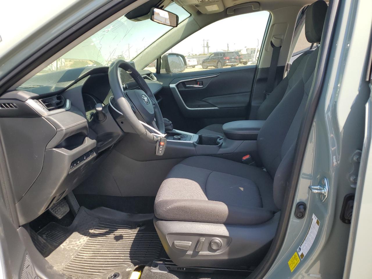 2023 TOYOTA RAV4 XLE VIN:JTMRWRFV0PD574954