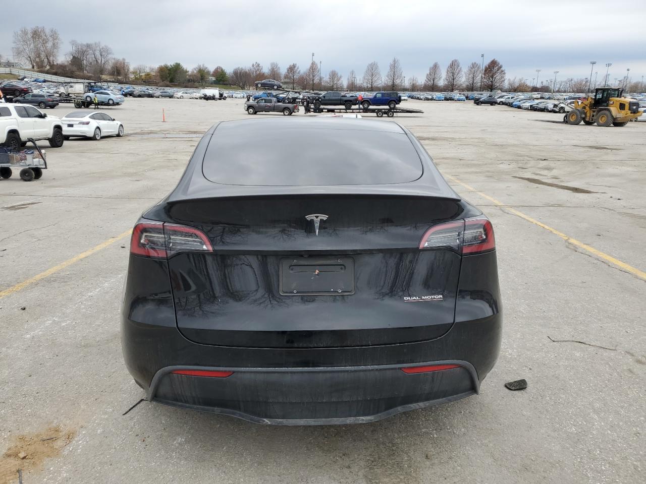 2023 TESLA MODEL Y  VIN:7SAYGDEF7PF660537