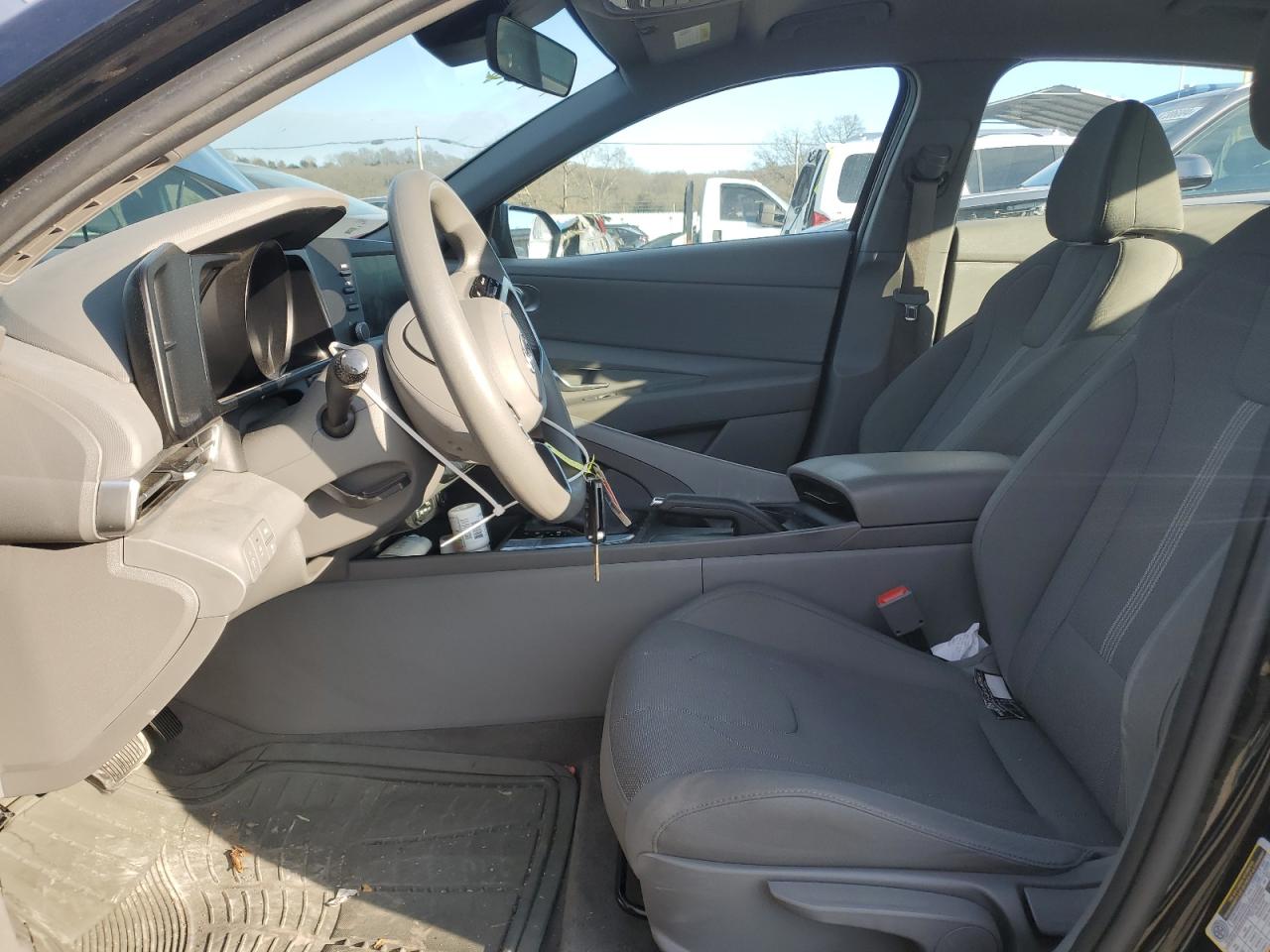 2022 HYUNDAI ELANTRA SE VIN:KMHLL4AGXNU255399