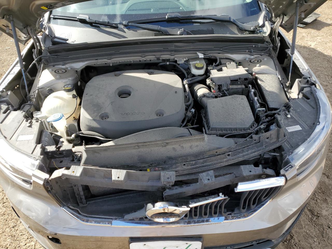 2022 VOLVO XC40 T5 MOMENTUM VIN:YV4162UK2N2733590