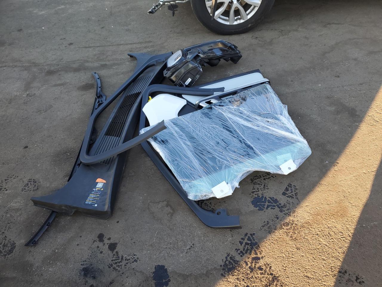 2023 RIVIAN R1S LAUNCH EDITION VIN:7PDSGABL1PN005988