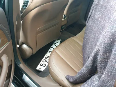 2019 Mercedes-Benz E 300 WDDZF4KB7KA677688 VIN:WDDZF4KB7KA677688