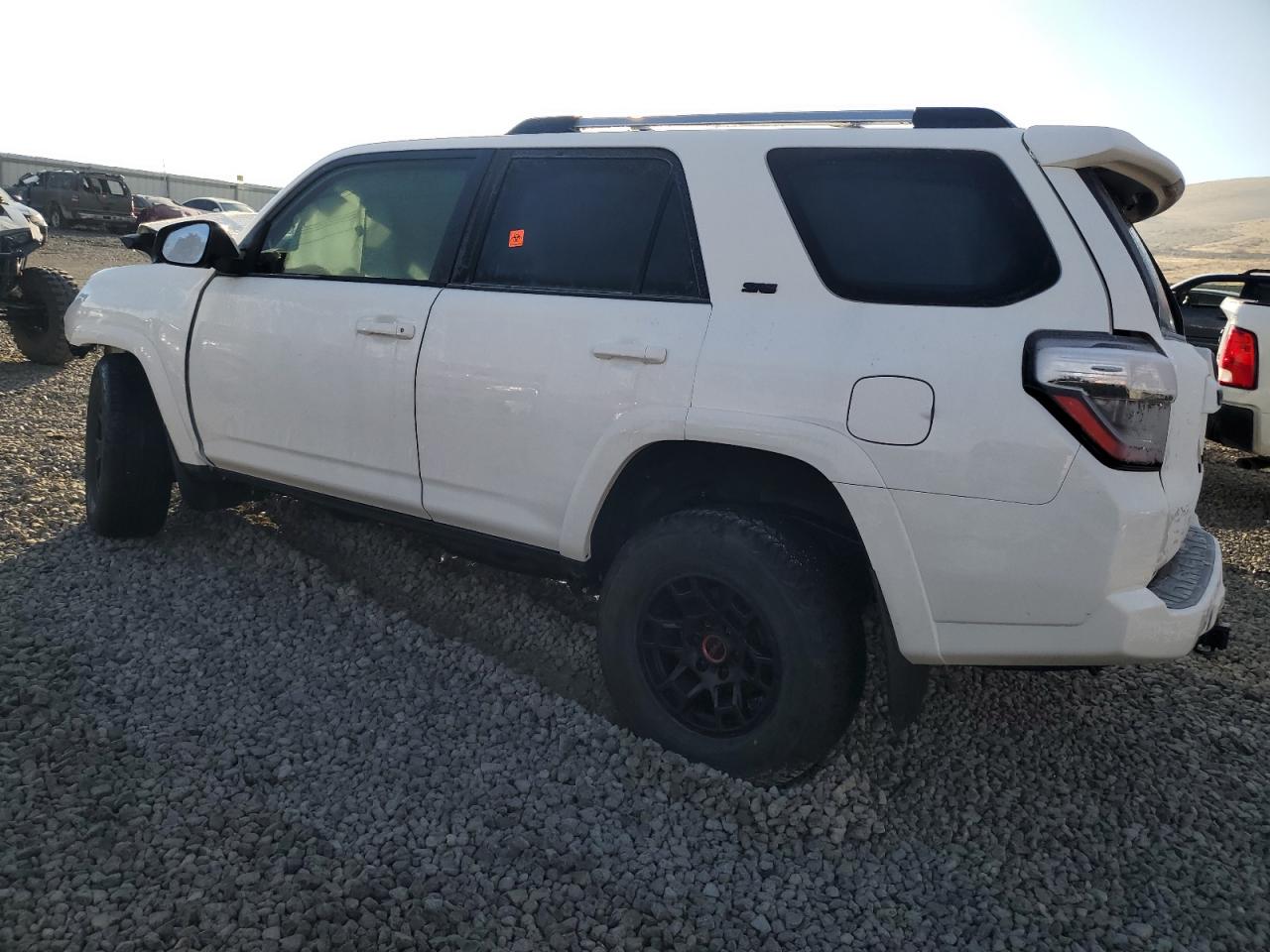 2023 TOYOTA 4RUNNER SE VIN:JTENU5JR9P6133301