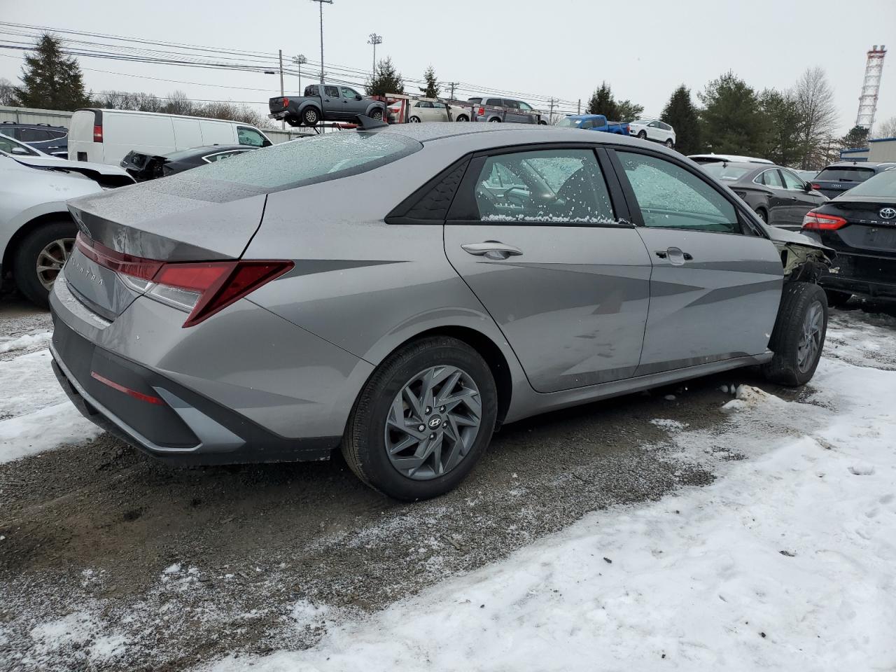 2024 HYUNDAI ELANTRA SEL VIN:KMHLM4DG1RU669993