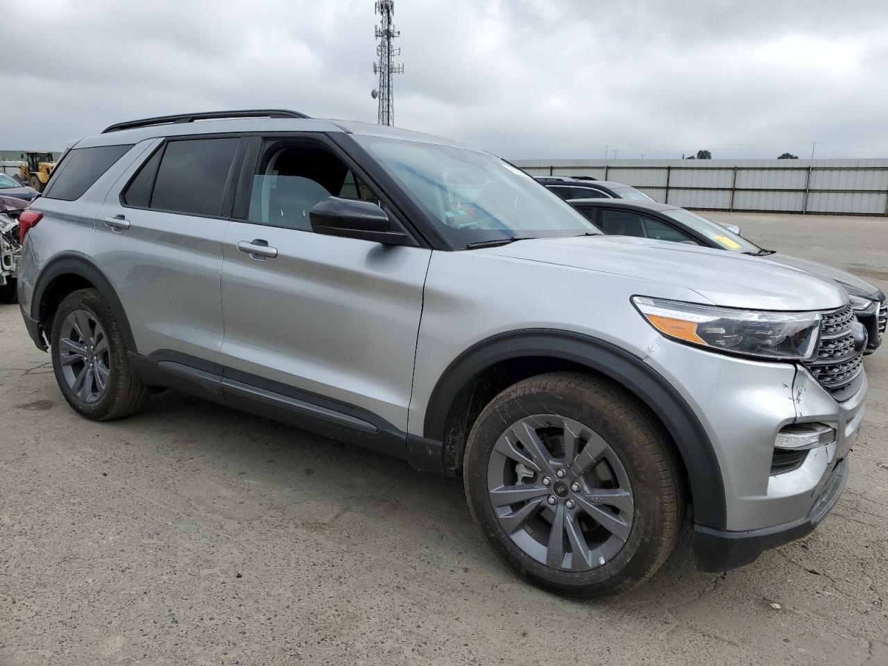 2024 FORD EXPLORER XLT VIN:1FMSK7DHXRGA32630