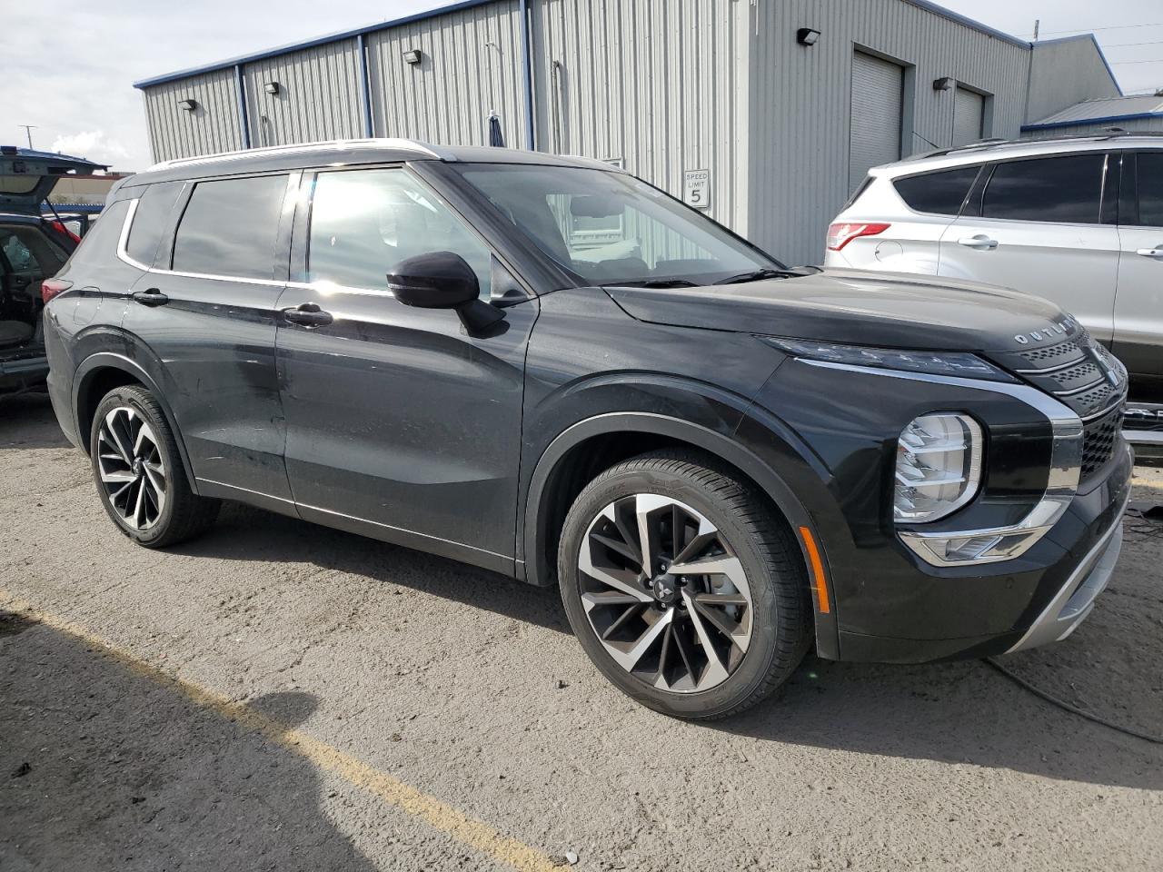 2024 MITSUBISHI OUTLANDER SEL VIN:JA4J3WA80RZ020139