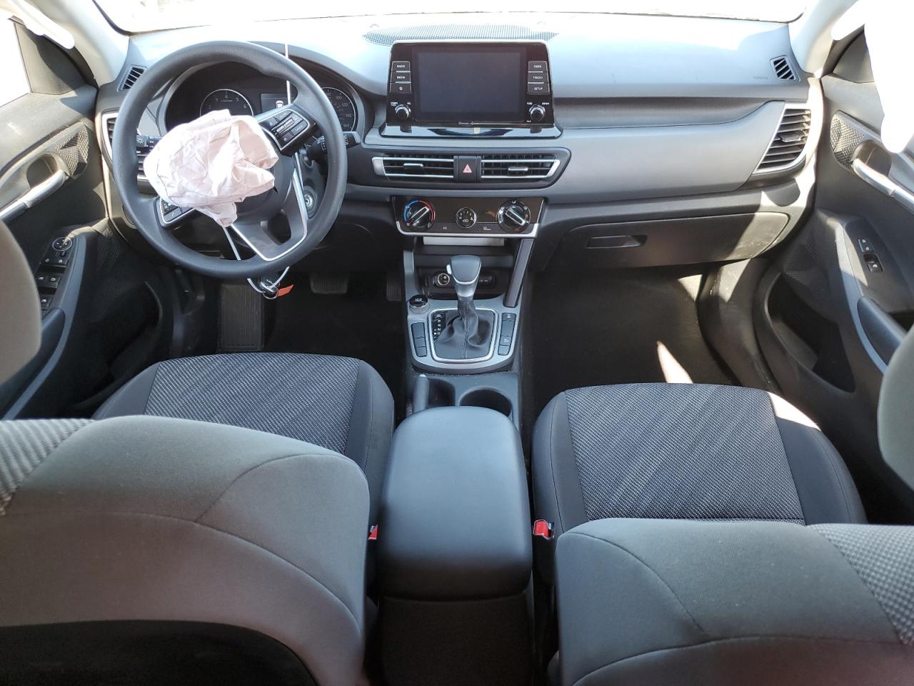 2023 KIA SELTOS LX VIN:KNDEPCAAXP7433711